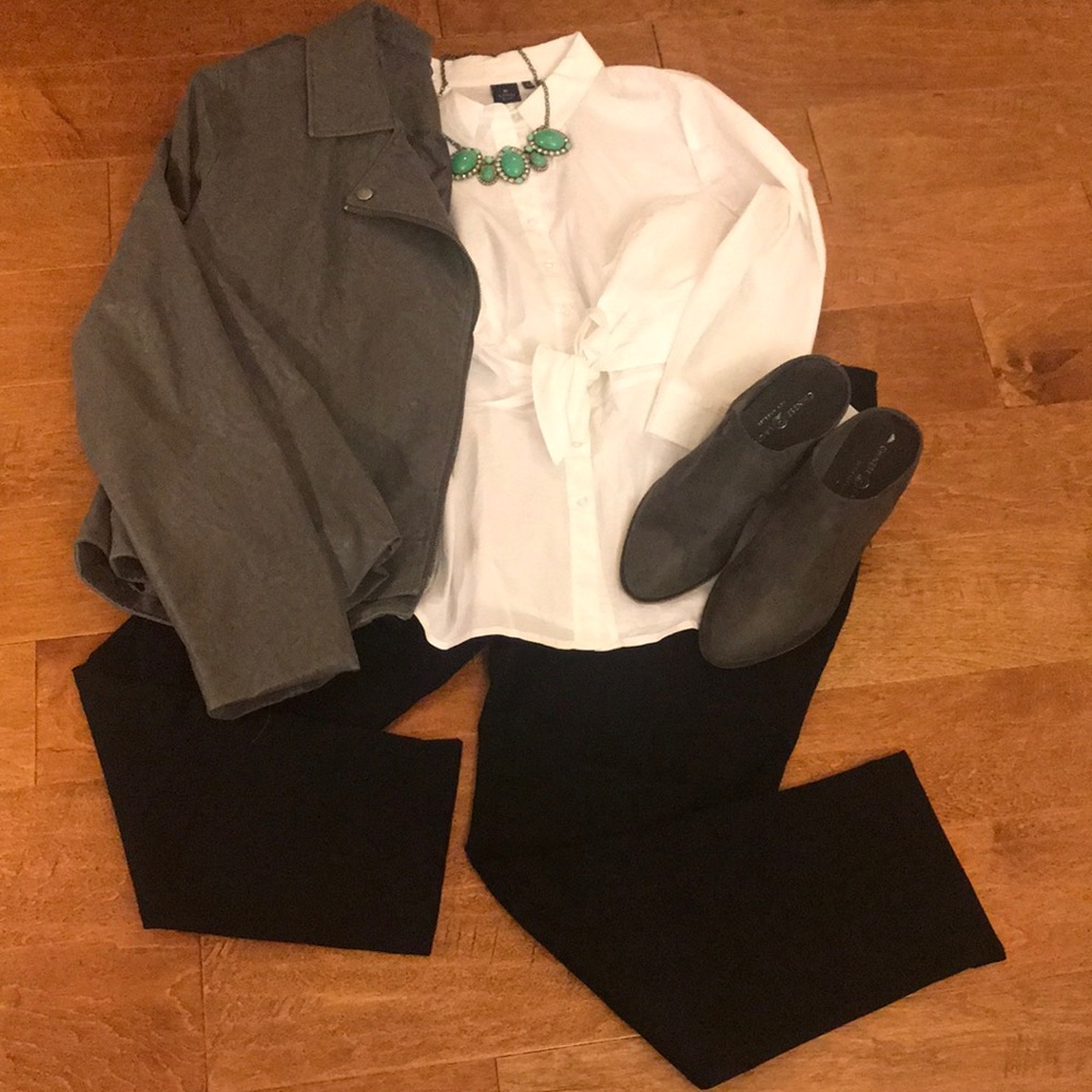 Kaari Blue White Blouse Size Large